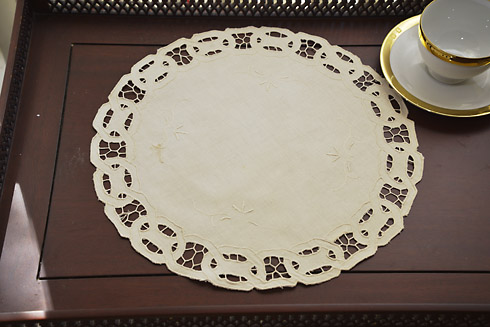 Pearled Ivory color 14" Round Dynasty Curtworks Doily. 4 pieces